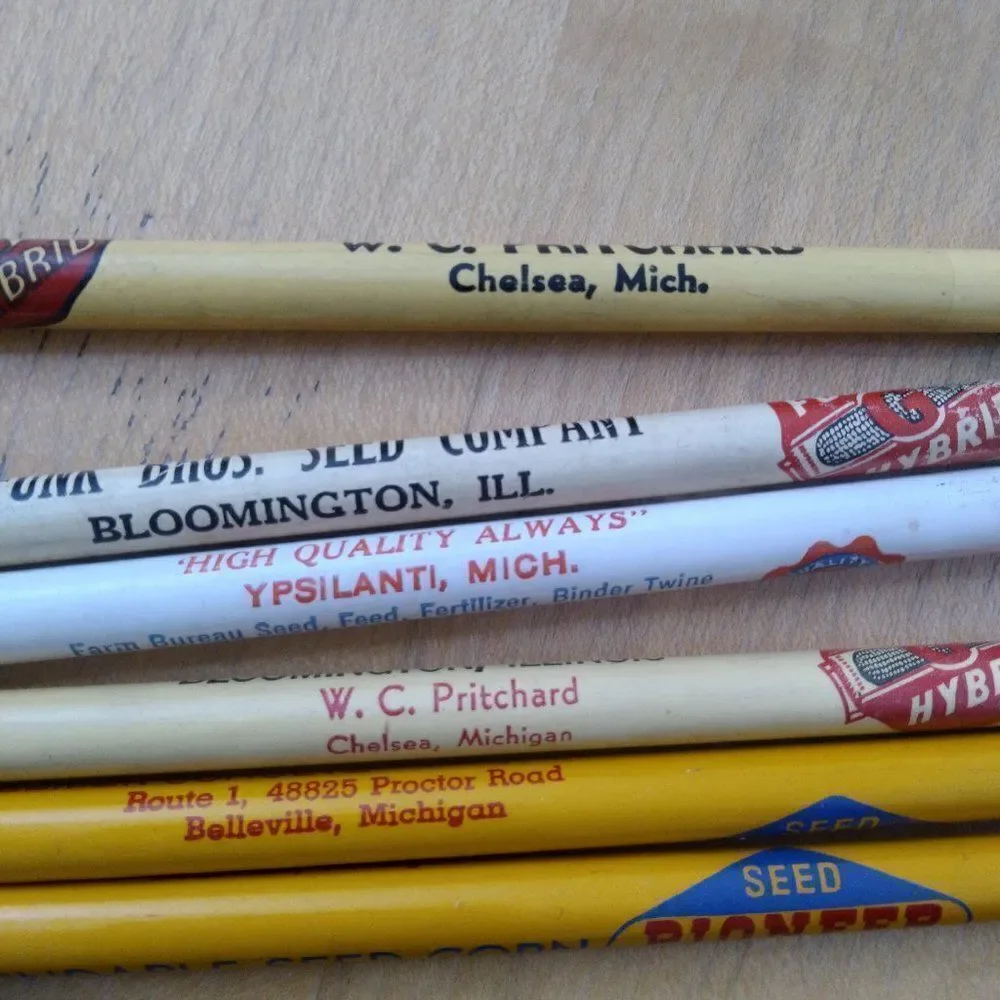 Vintage Funk Bros. Seed Pioneer Corn Illinois Michigan Pencils (6)